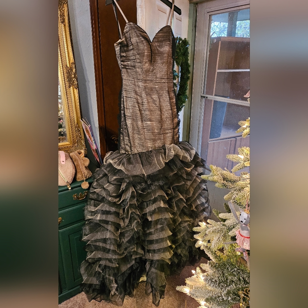 Disney Forever Enchanted True Diva Elegant Black and Gold Ruffled Gown